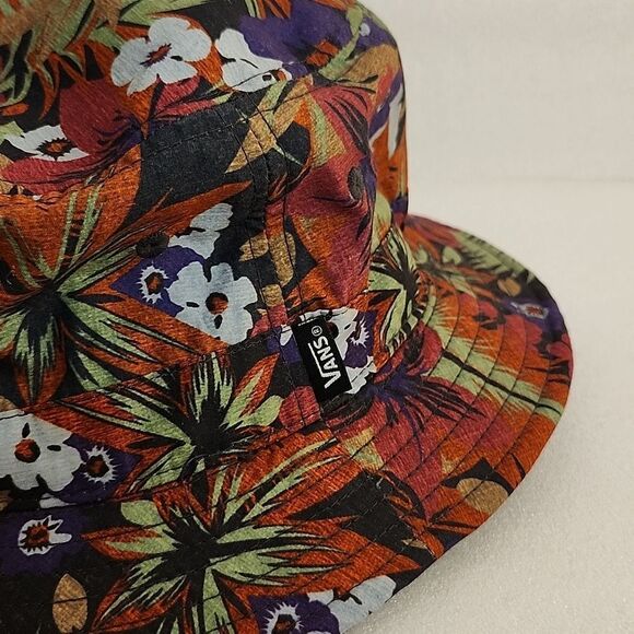 Vans Accessories - VANS Brohala Floral Bucket Hat Casual Skater Summer Lightweight Lined Small
